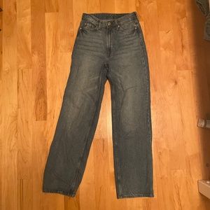 Mid wash jeans